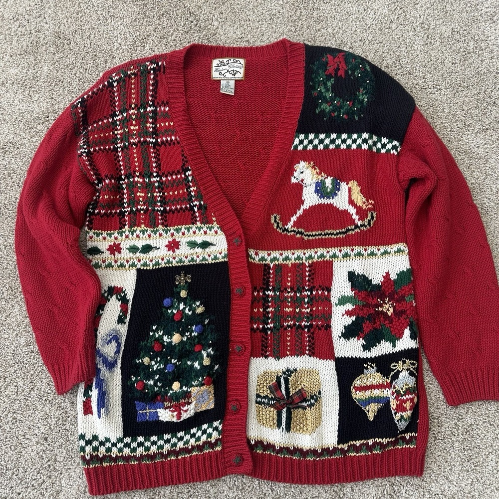 VTG Christmas M Embroidered Heirloom Collectibles Red Button Down Knit‎ Sweater